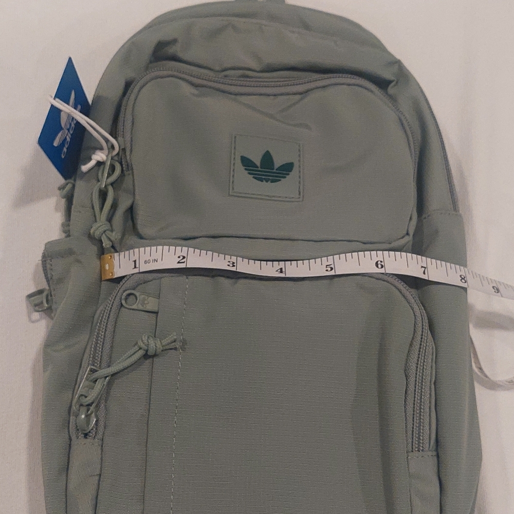 Adidas Green Backpack Durable Minimalist Design - Picture 13 of 16